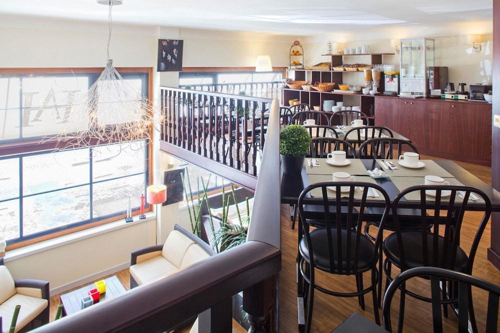 Sure Hotel By Best Western Lorient Centre Bagian luar foto