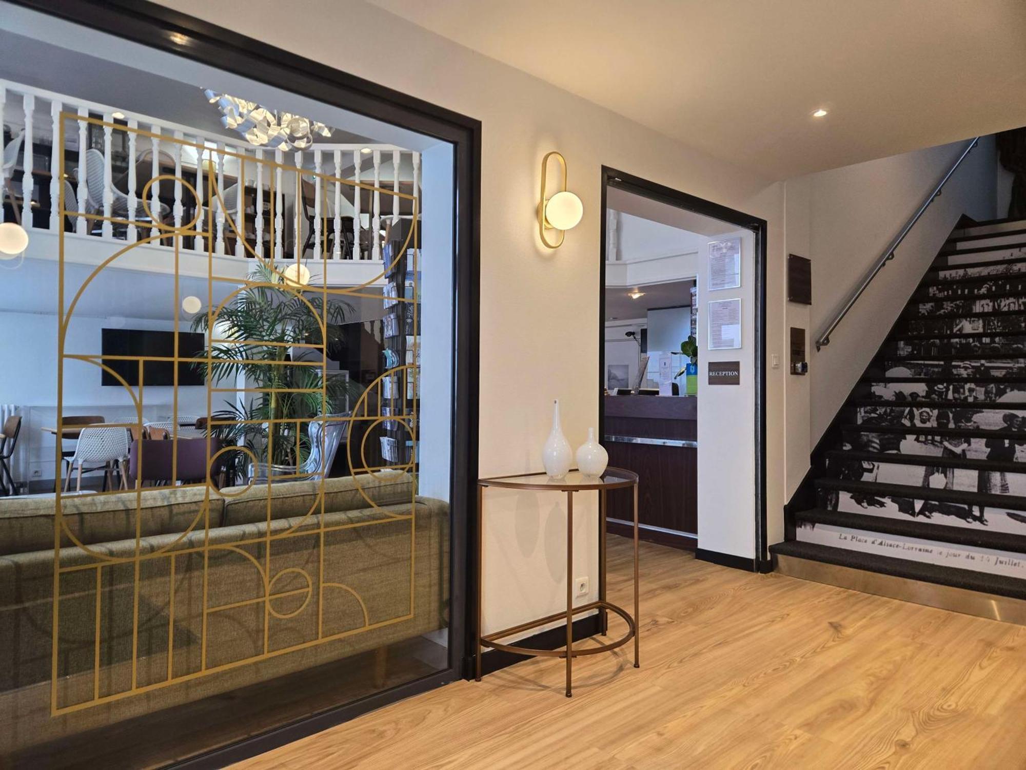 Sure Hotel By Best Western Lorient Centre Bagian luar foto